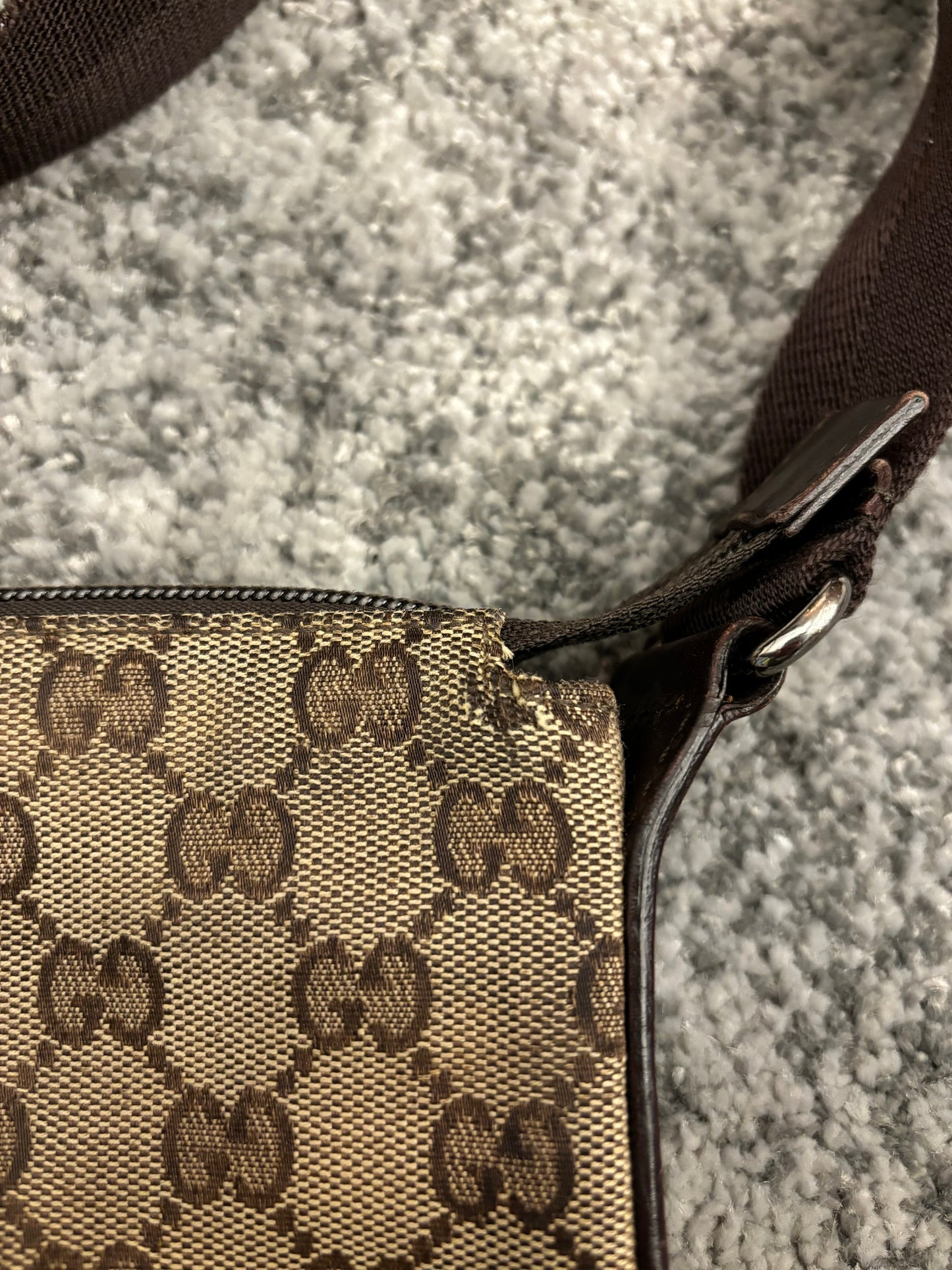 GUCCI MONOGRAM MESSENGER BAG