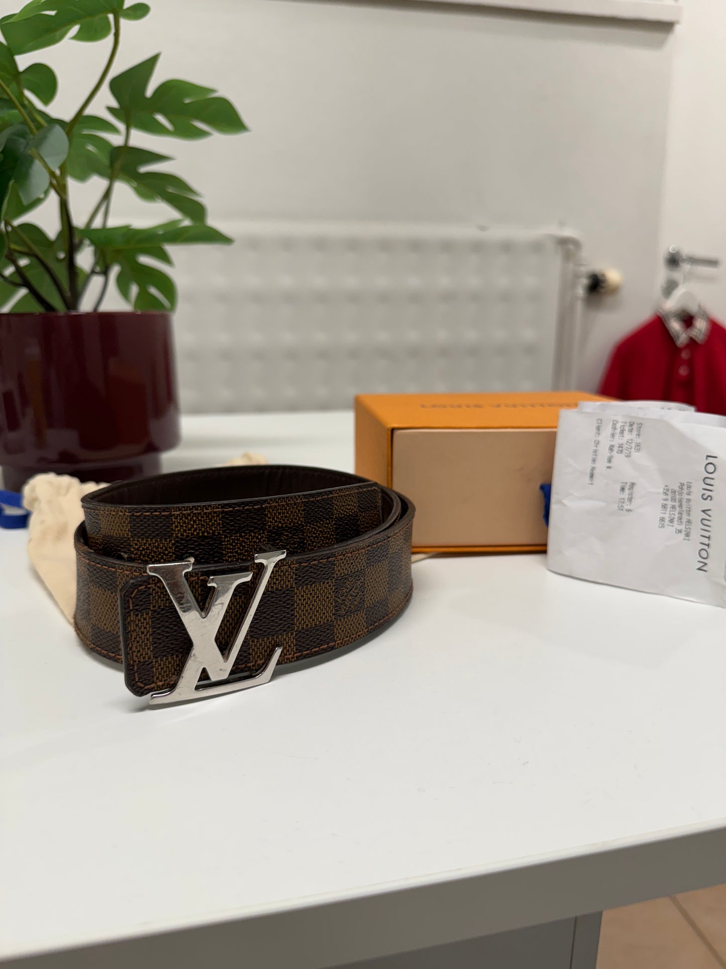 LOUIS VUITTON 40MM BELT