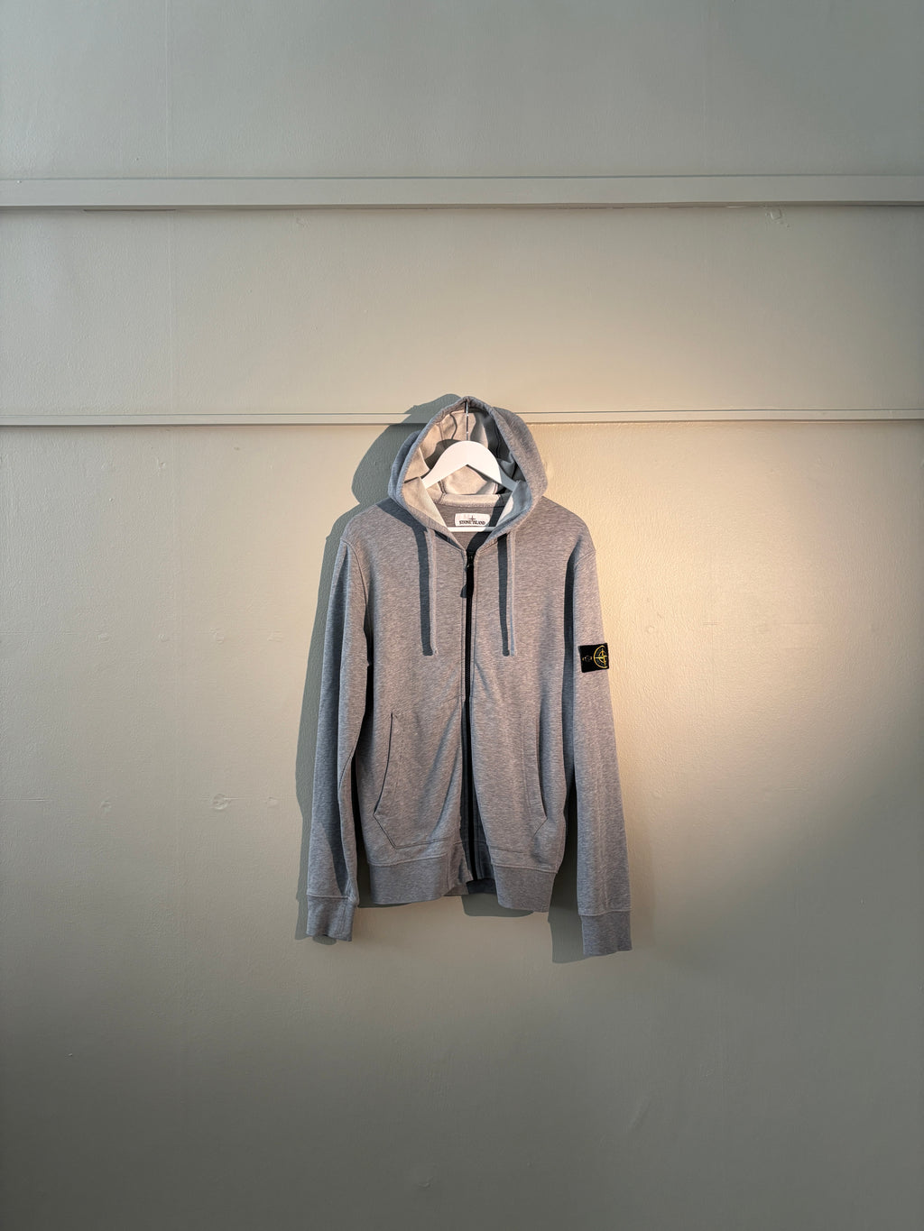 STONE ISLAND ZIP-UP HOODIE