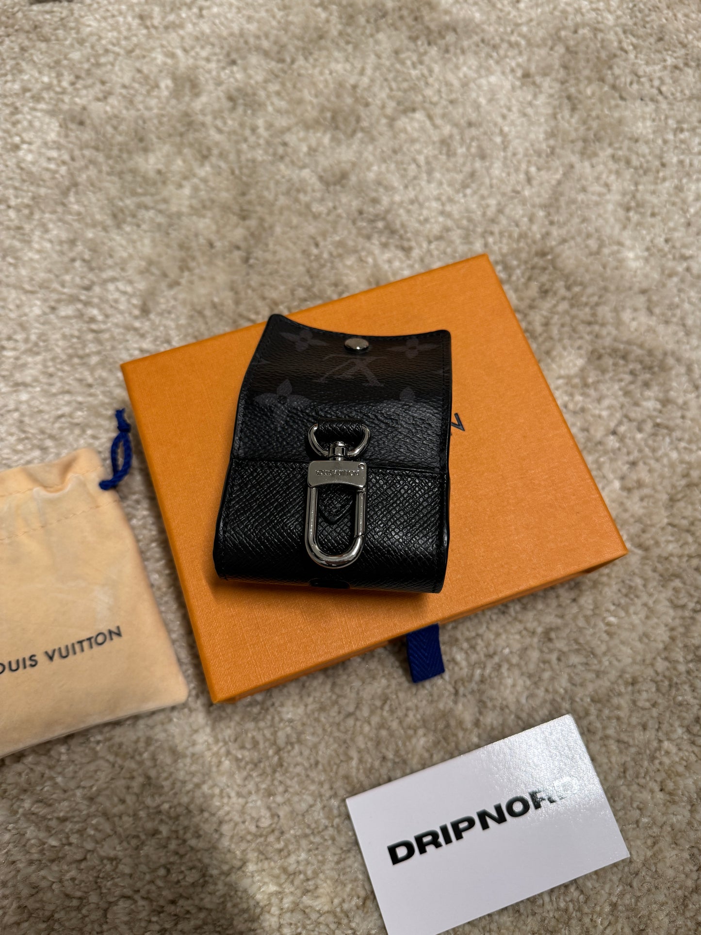 LOUIS VUITTON AIRPOD CASE