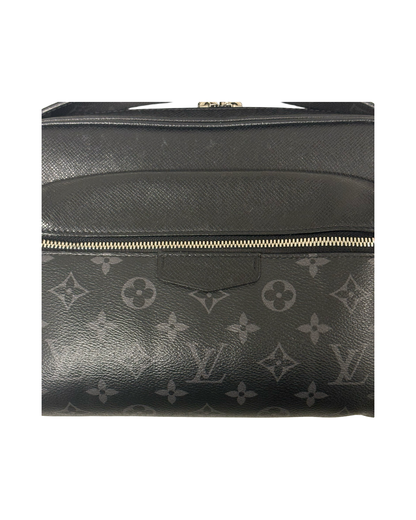 LOUIS VUITTON OUTDOOR MESSENGER