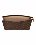 LOUIS VUITTON POCHETTE 26