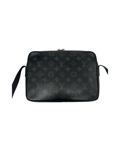 LOUIS VUITTON OUTDOOR MESSENGER