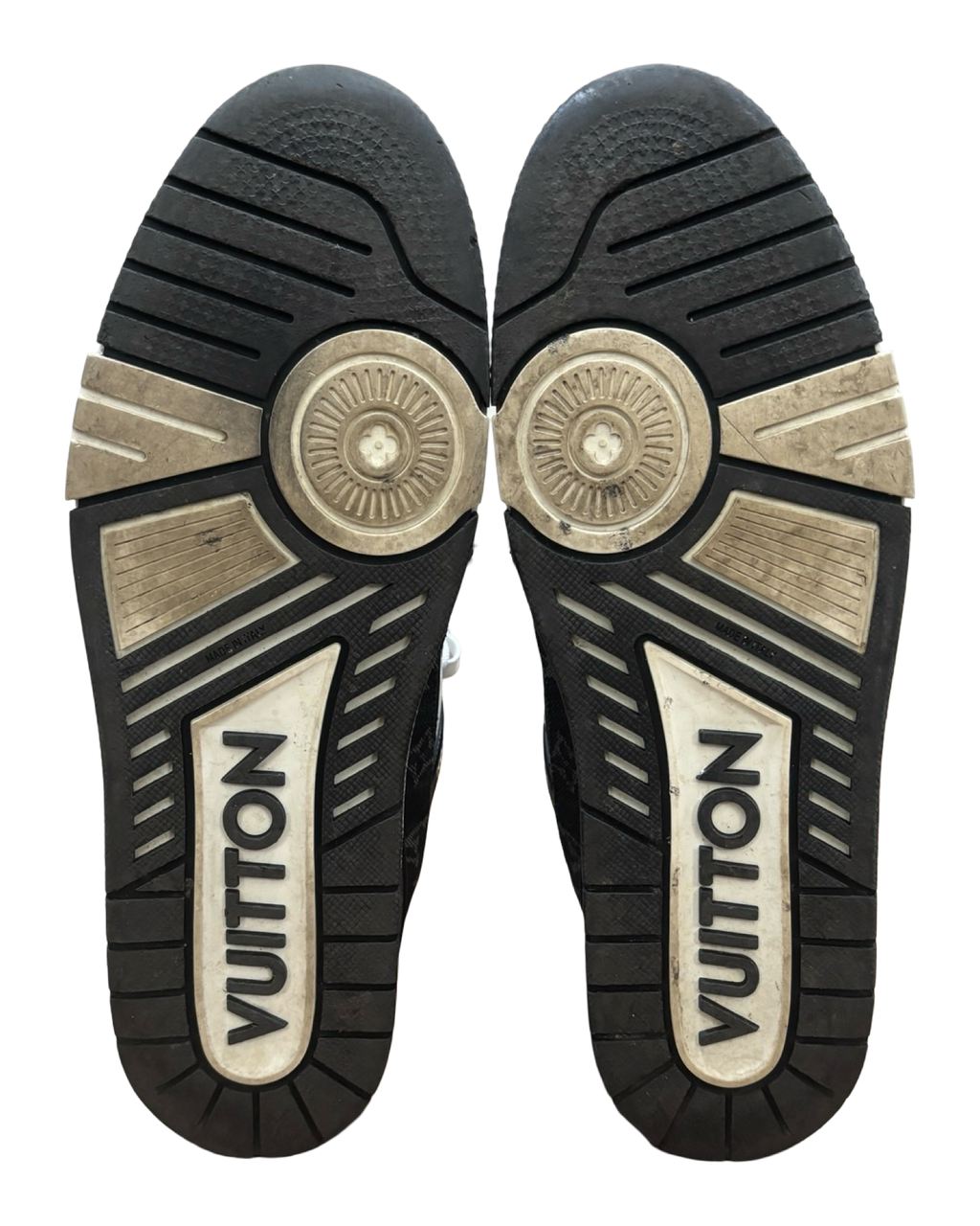 LOUIS VUITTON SNEAKERS