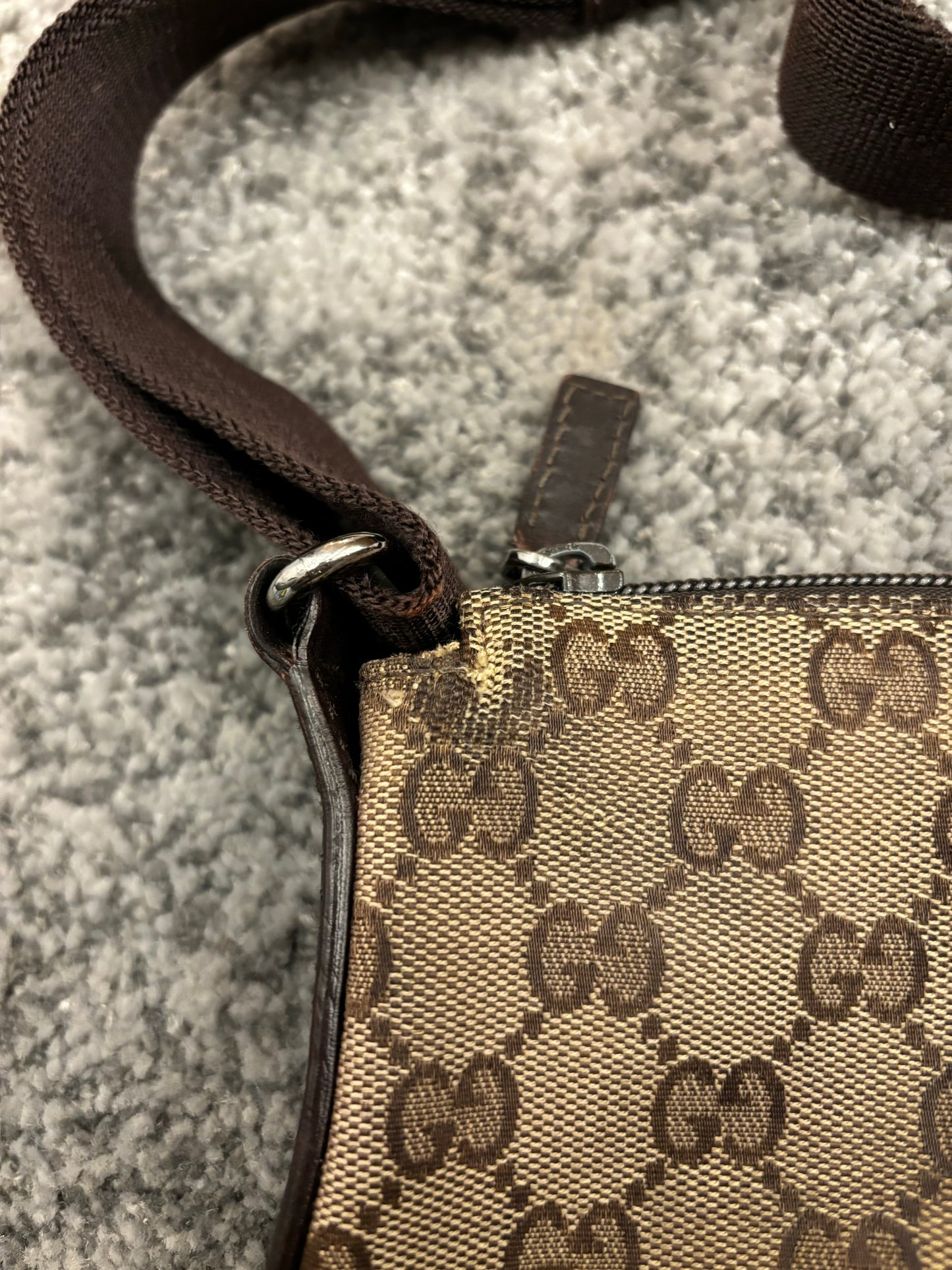 GUCCI MONOGRAM MESSENGER BAG