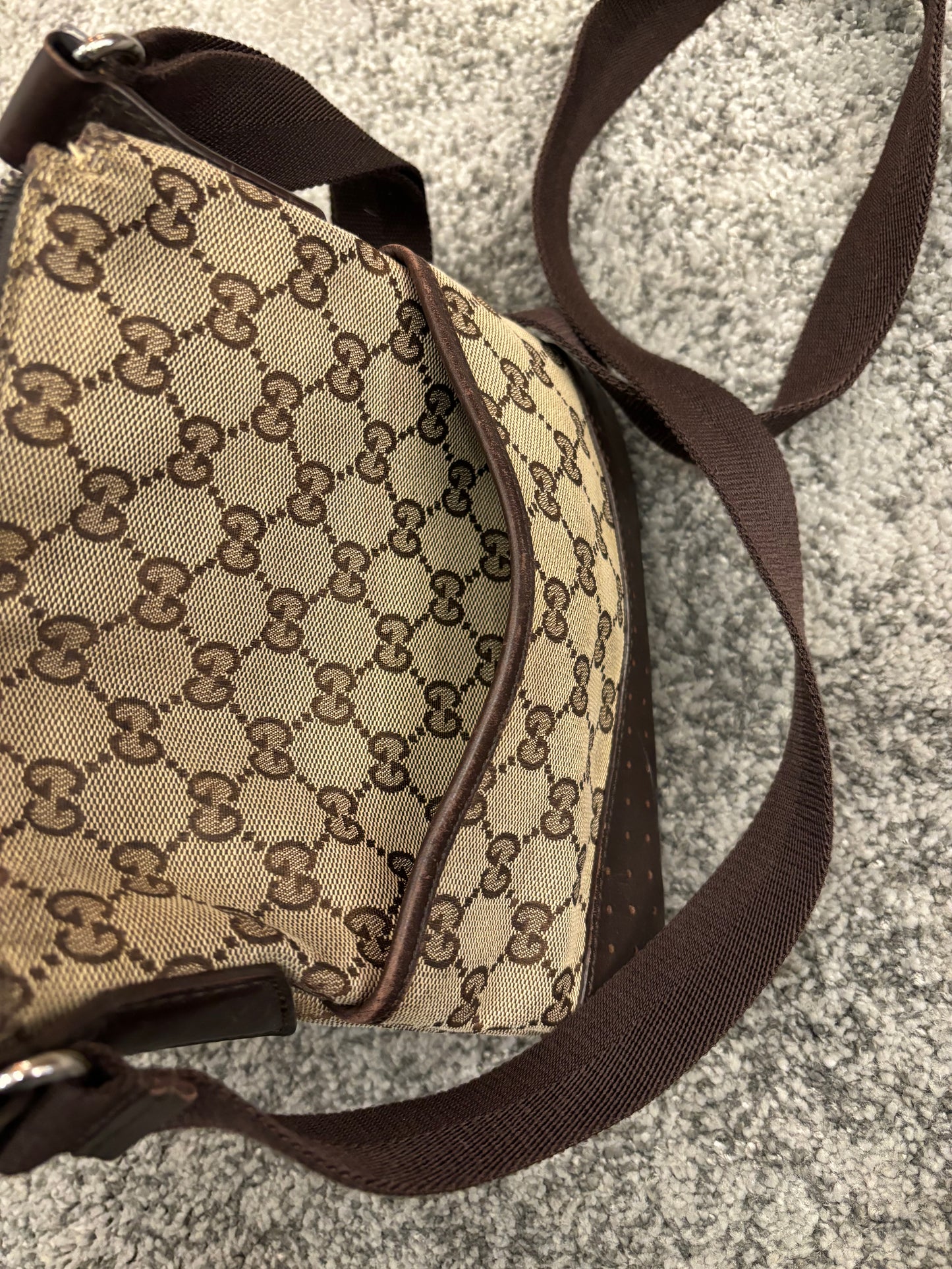 GUCCI MONOGRAM MESSENGER BAG